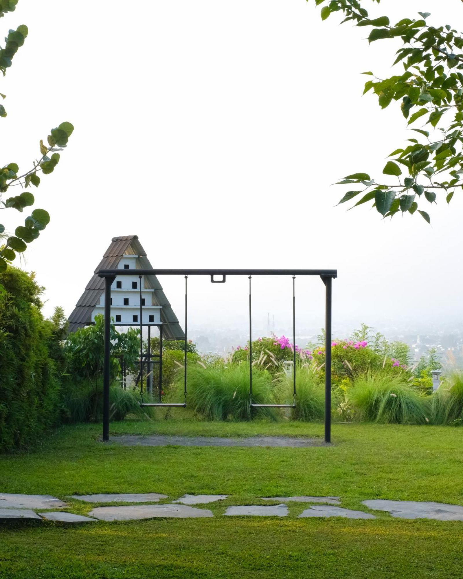Abhayagiri - Sumberwatu Heritage Resort Randugunting Buitenkant foto